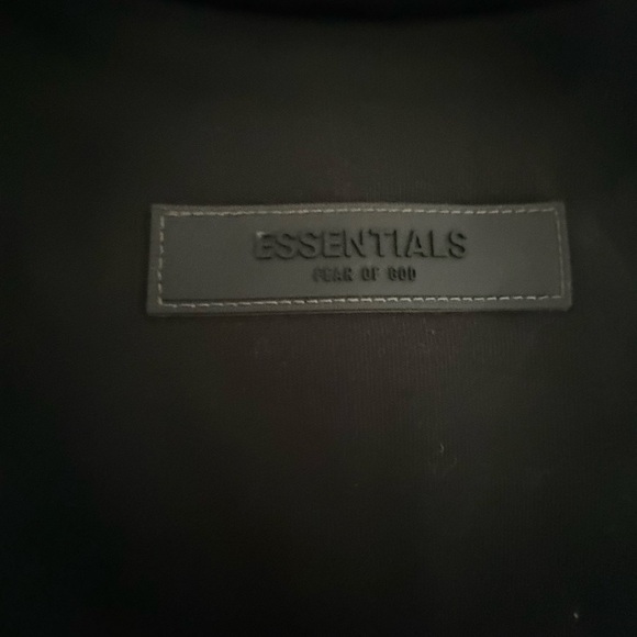 Fear of God Essentials Black Tee - Picture 4 of 6